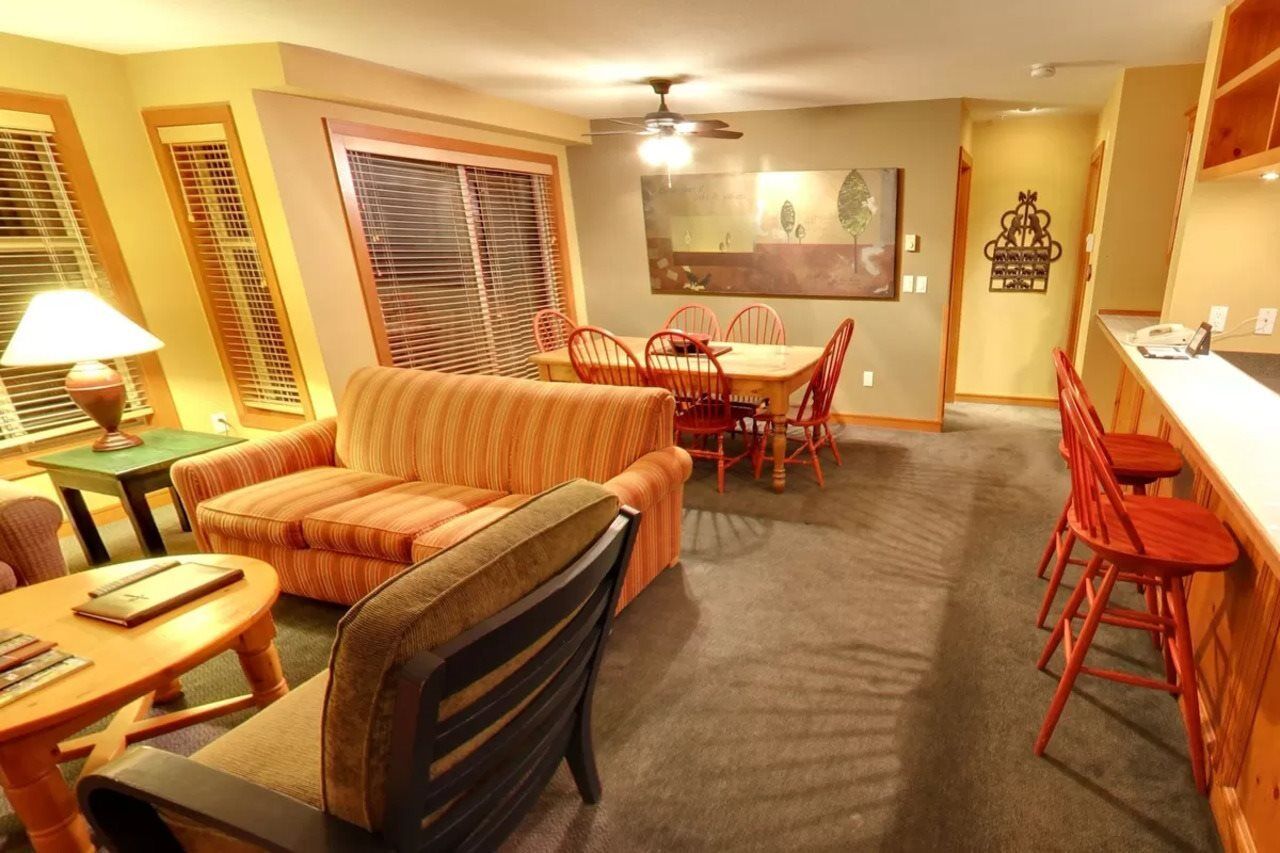 Hilton Grand Vacations Club Whistler Hotell Eksteriør bilde